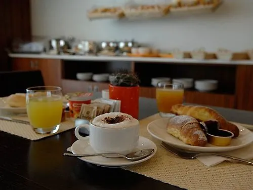 Hotel Pisa Valdera Pontedera 4*,